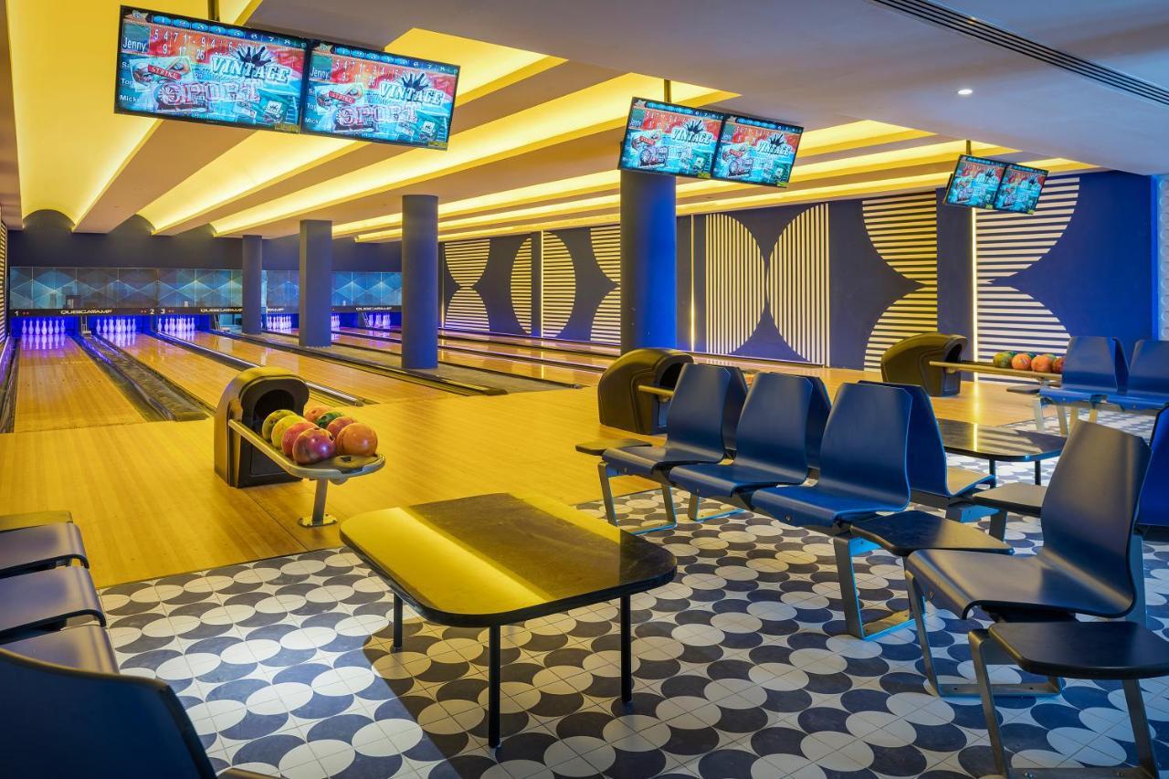 Ocean Eden Bay (Adults Only) Hotel Spring Rises Exterior photo Bowling Alley