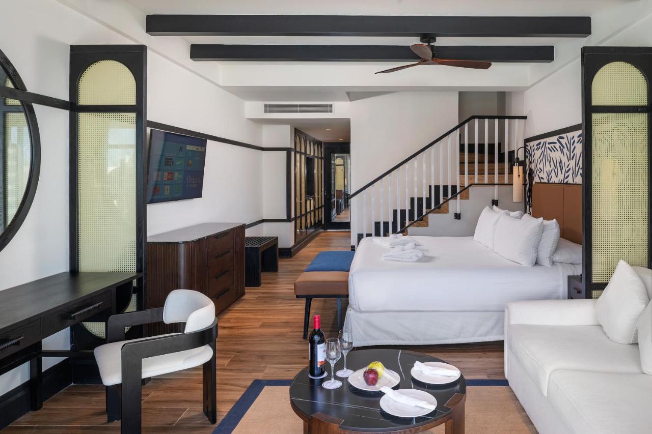 Ocean Eden Bay (Adults Only) Hotel Spring Rises Exterior photo A suite at the hotel