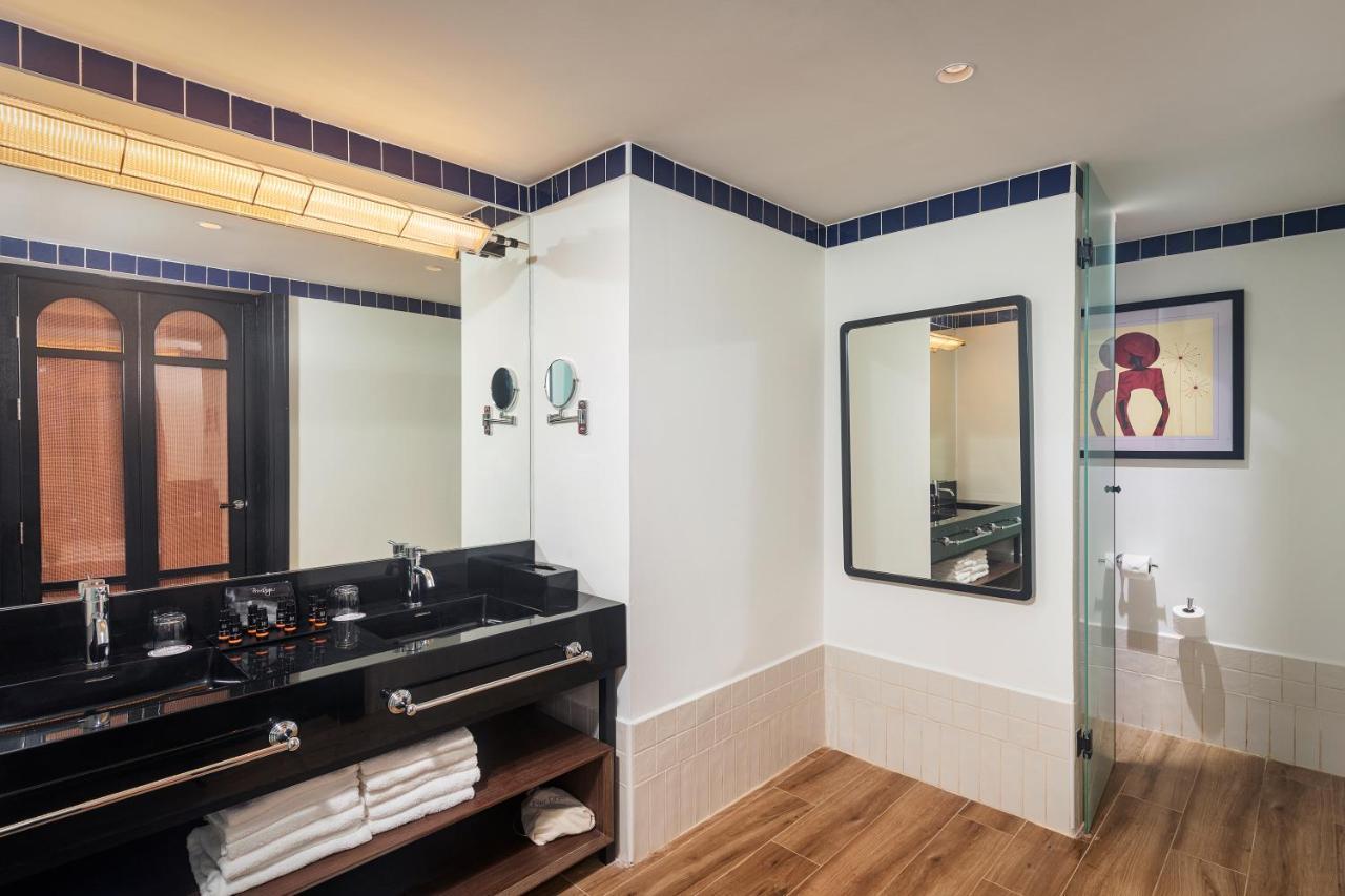 Ocean Eden Bay (Adults Only) Hotel Spring Rises Exterior photo Bathroom